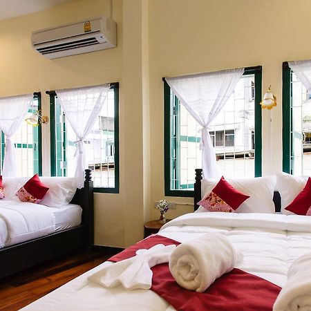Srisomboon Hostel Trang Εξωτερικό φωτογραφία