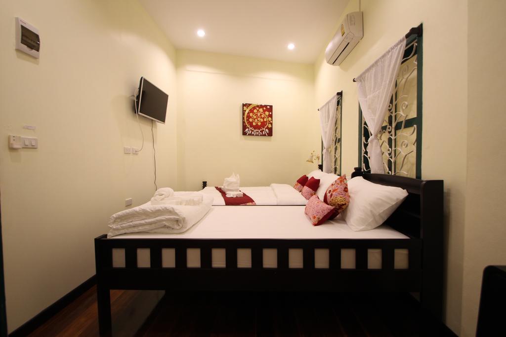 Srisomboon Hostel Trang Εξωτερικό φωτογραφία