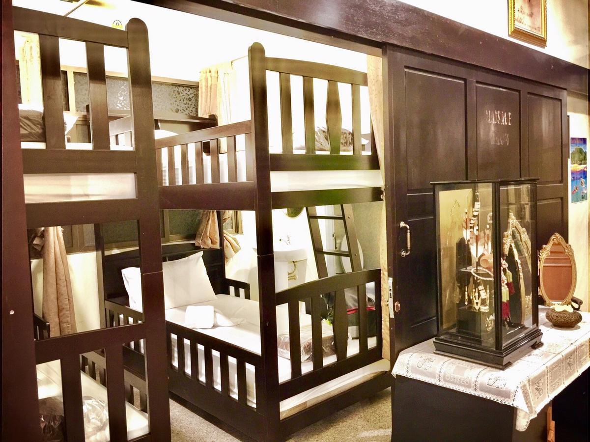 Srisomboon Hostel Trang Εξωτερικό φωτογραφία