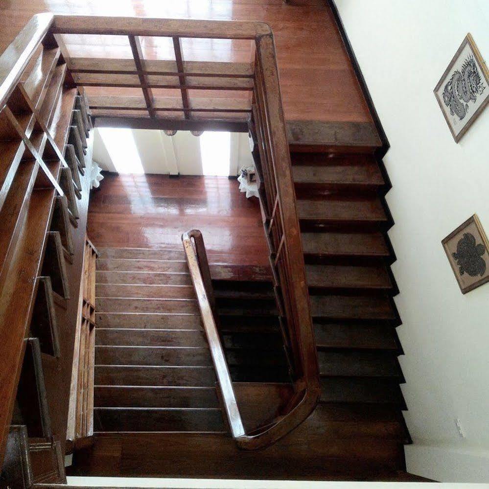 Srisomboon Hostel Trang Εξωτερικό φωτογραφία