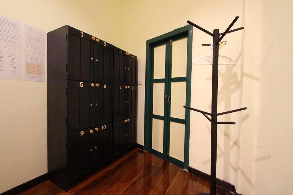 Srisomboon Hostel Trang Εξωτερικό φωτογραφία
